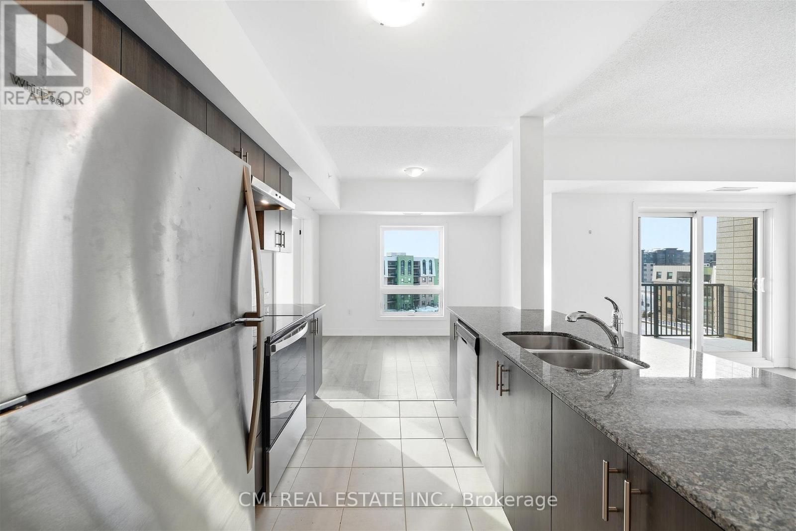 501 - 4 Spice Way, Barrie, Ontario  L9J 0M2 - Photo 16 - S12828556