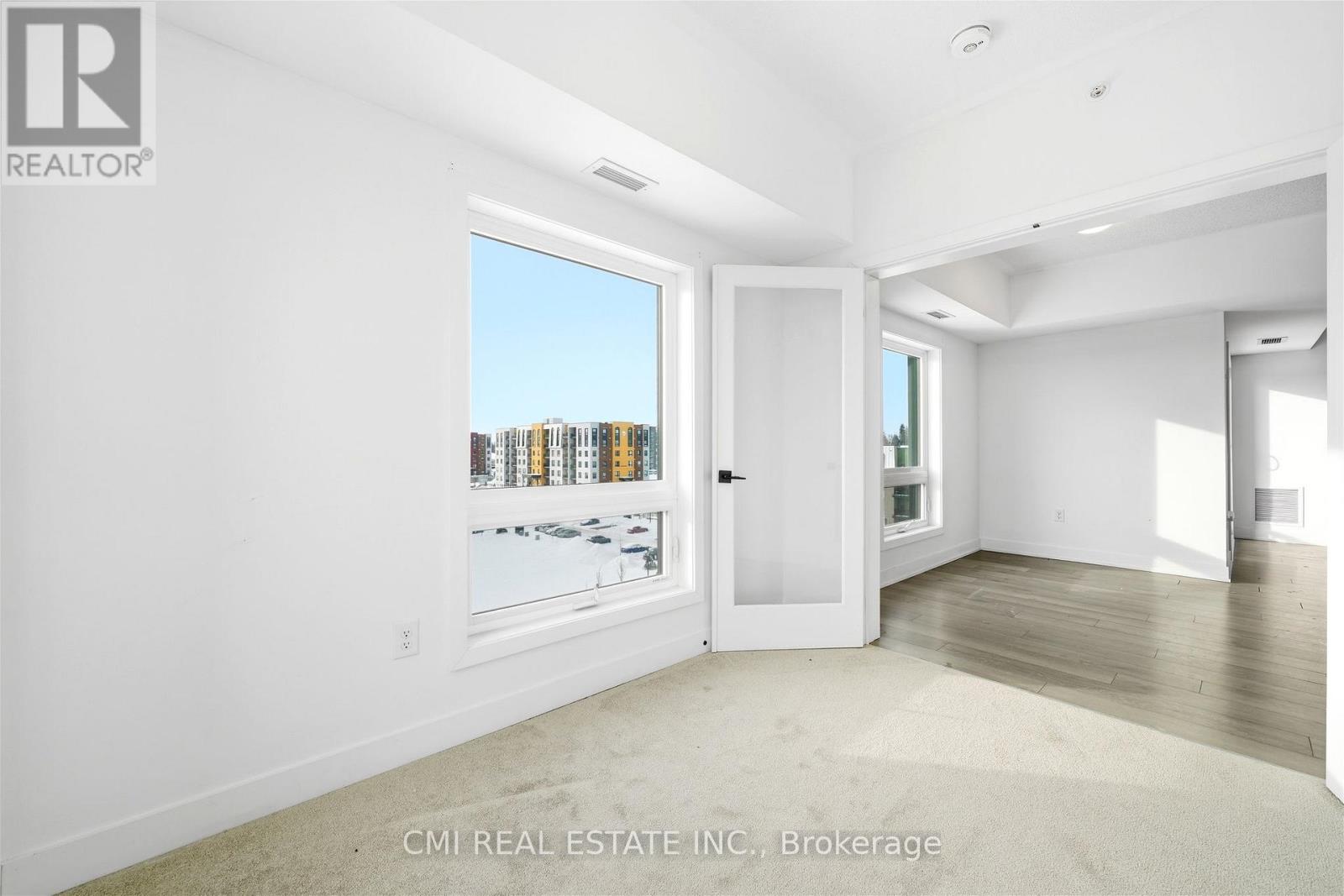 501 - 4 Spice Way, Barrie, Ontario  L9J 0M2 - Photo 26 - S12828556