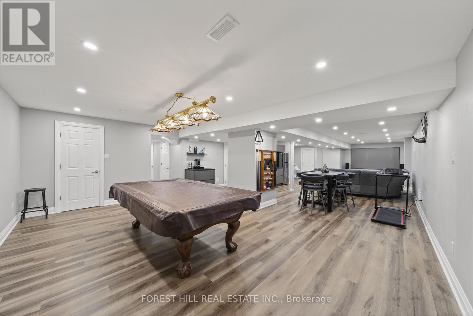 37 Rugman Crescent, Springwater, Ontario  L9X 2A2 - Photo 34 - S12828620