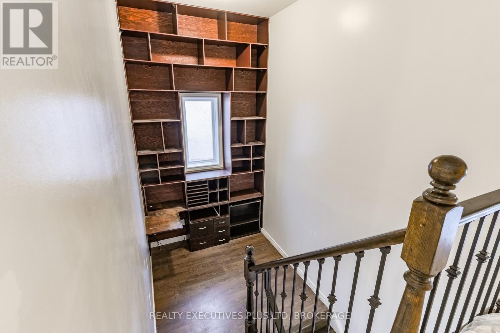 389 Wright Crescent, Niagara-On-The-Lake, Ontario  L0S 1J0 - Photo 27 - X12828458