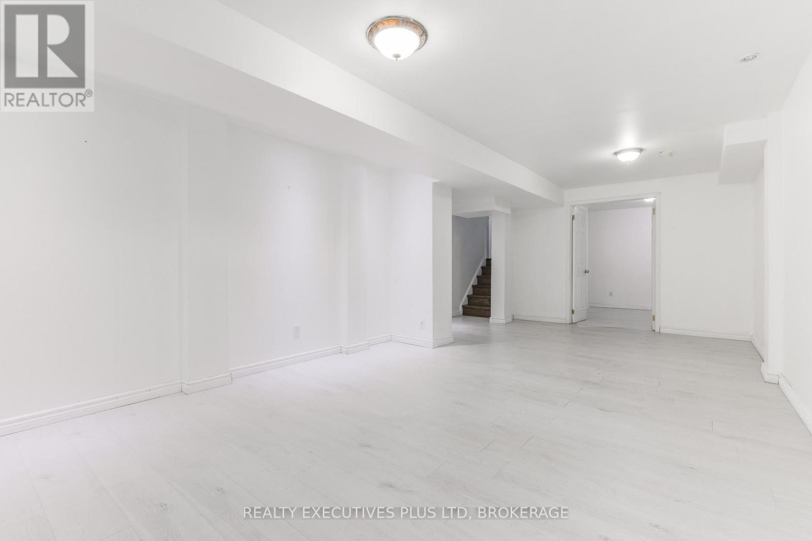 389 Wright Crescent, Niagara-On-The-Lake, Ontario  L0S 1J0 - Photo 31 - X12828458