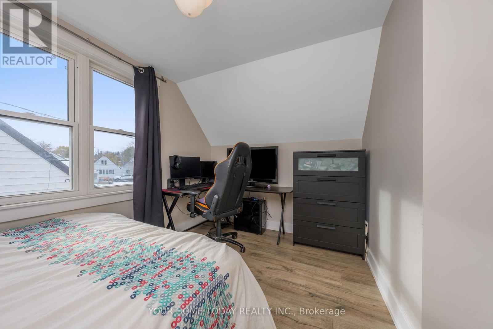 29 Normandy Boulevard, Halton Hills, Ontario  L7G 1V9 - Photo 19 - W12828552