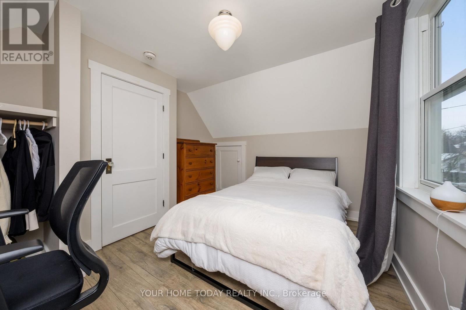 29 Normandy Boulevard, Halton Hills, Ontario  L7G 1V9 - Photo 20 - W12828552