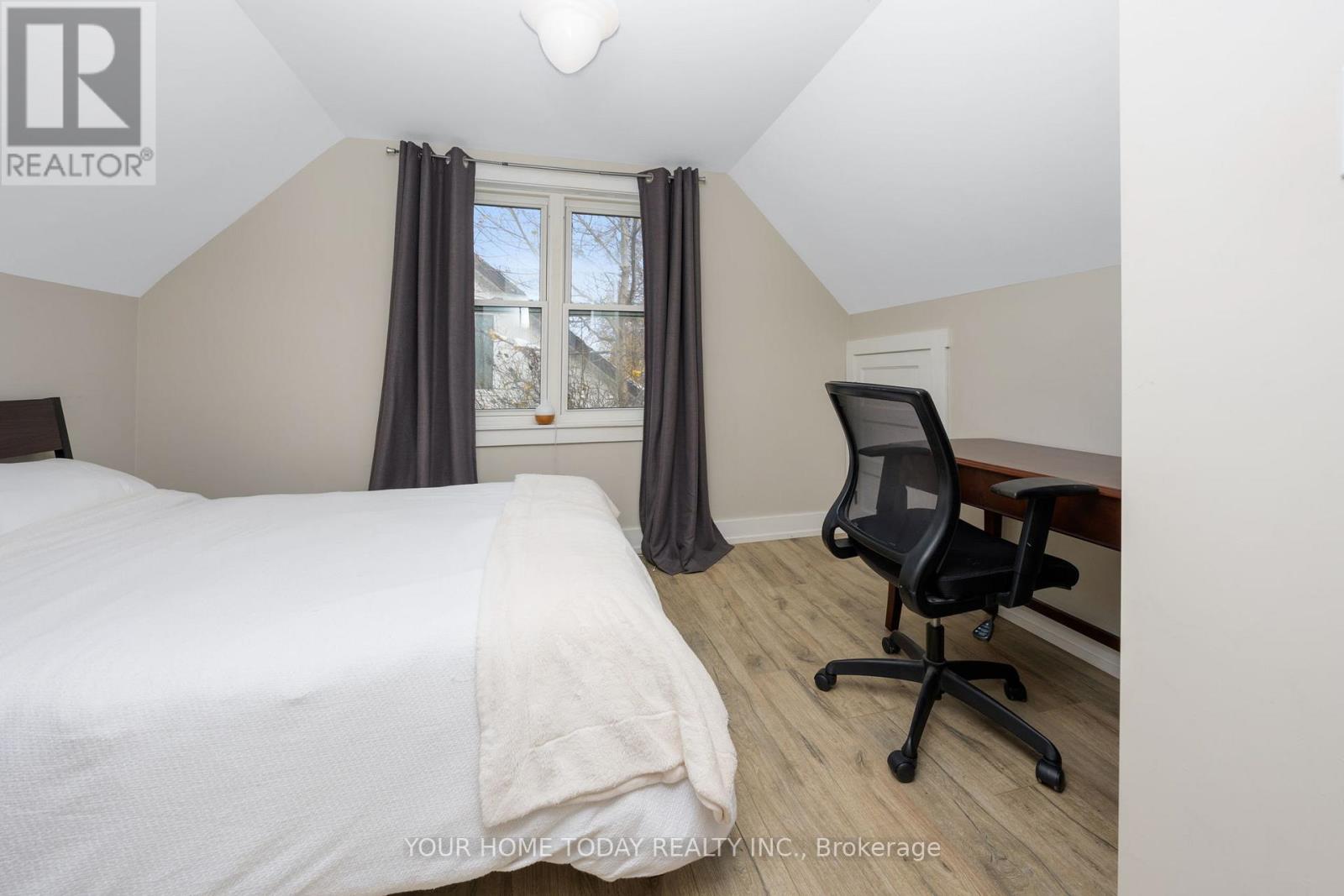 29 Normandy Boulevard, Halton Hills, Ontario  L7G 1V9 - Photo 21 - W12828552