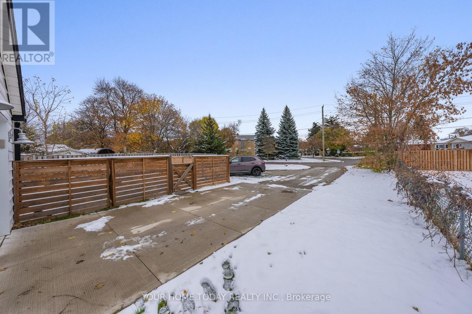 29 Normandy Boulevard, Halton Hills, Ontario  L7G 1V9 - Photo 28 - W12828552