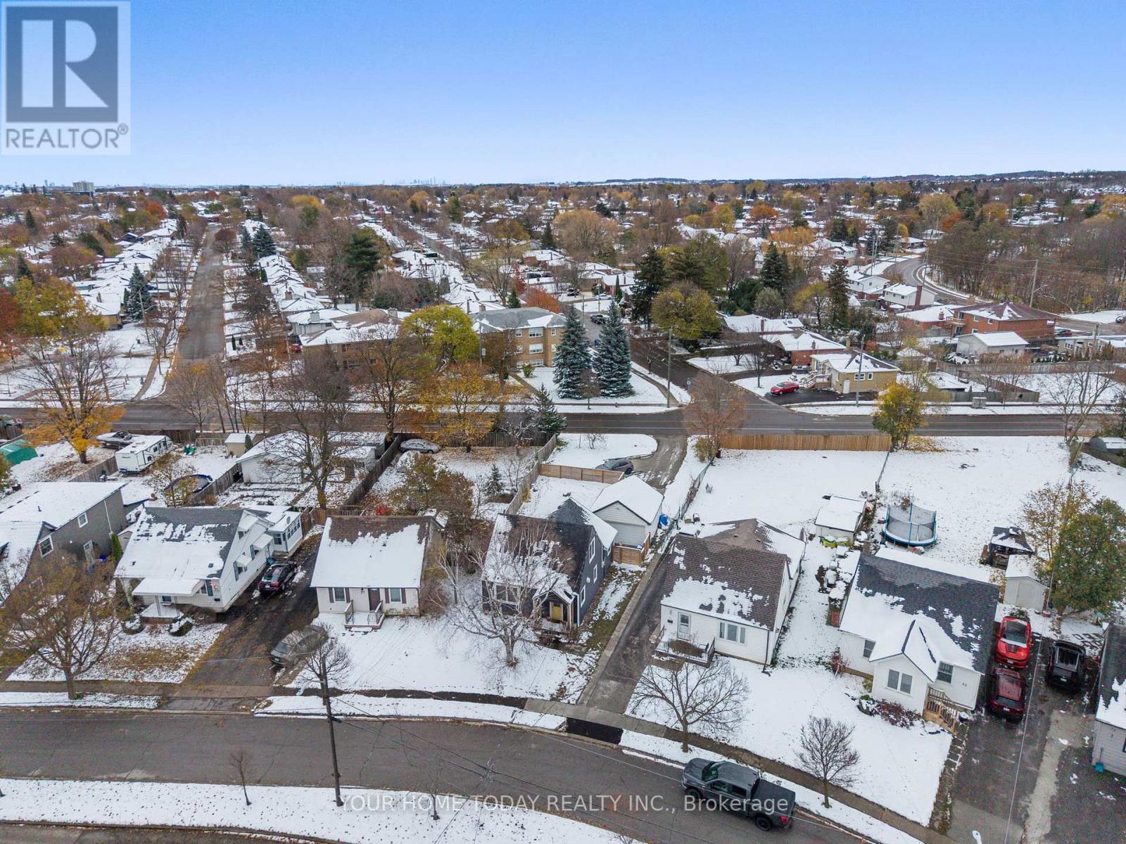 29 Normandy Boulevard, Halton Hills, Ontario  L7G 1V9 - Photo 33 - W12828552