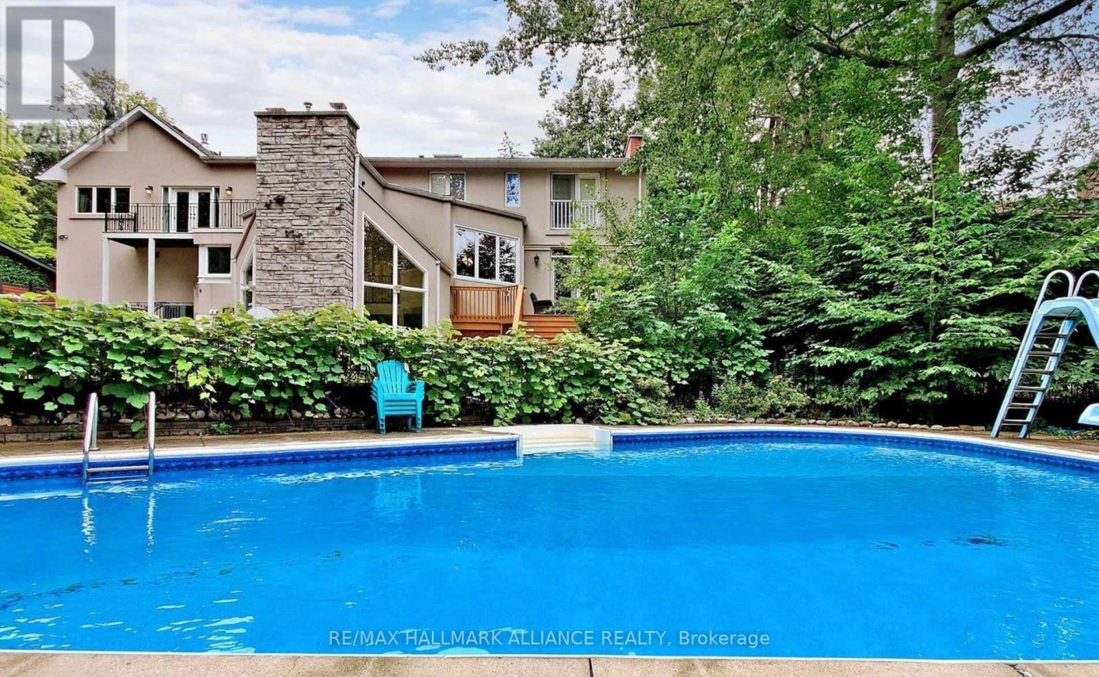 2413 Robin Drive, Mississauga, Ontario  L5K 1S8 - Photo 25 - W12828554