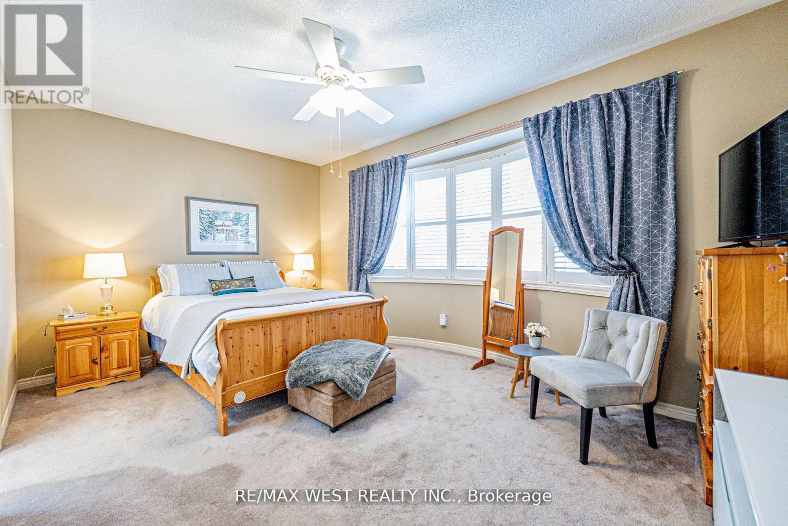 2223 Lapsley Crescent, Oakville, Ontario  L6M 4V1 - Photo 12 - W12828560