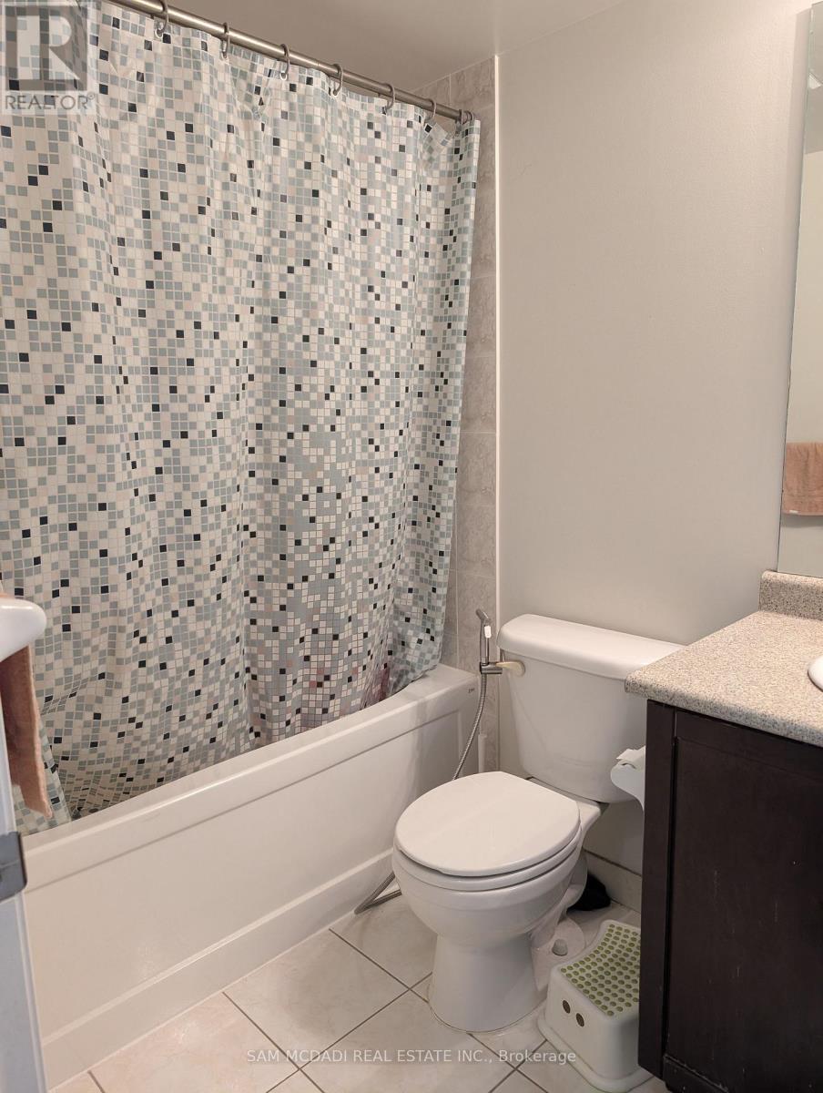 2702 - 208 Enfield Place, Mississauga, Ontario  L5B 0G8 - Photo 7 - W12828568