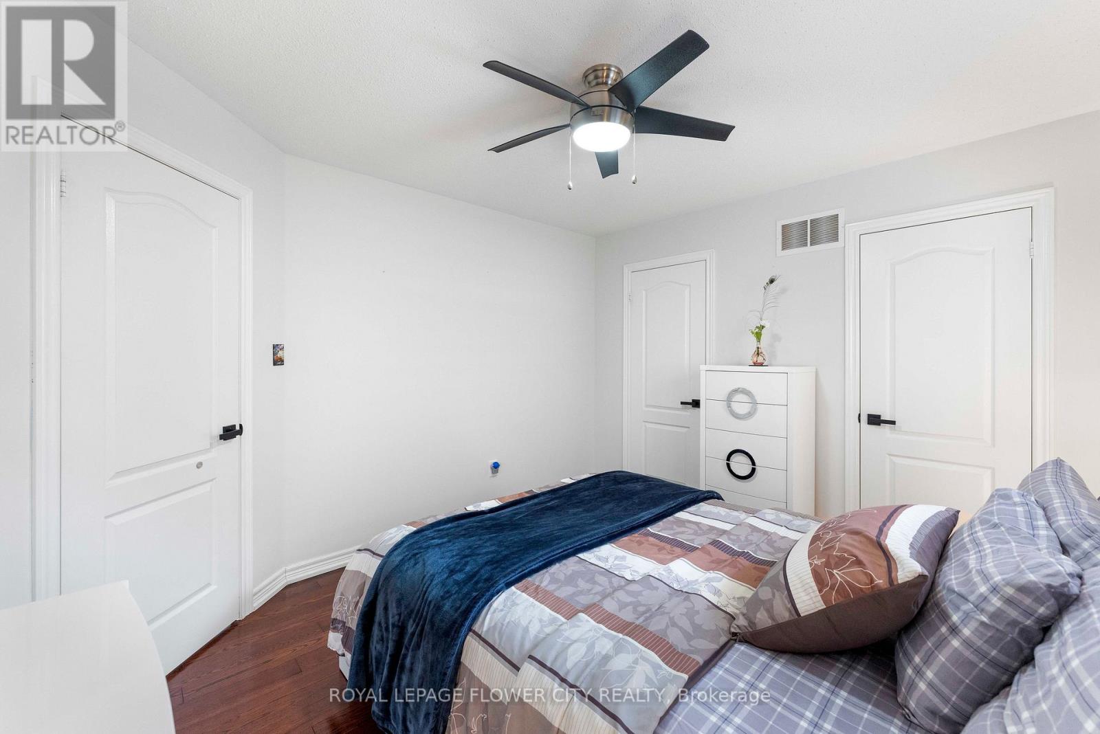 91 Abitibi Lake Drive, Brampton, Ontario  L6R 0V7 - Photo 17 - W12828632