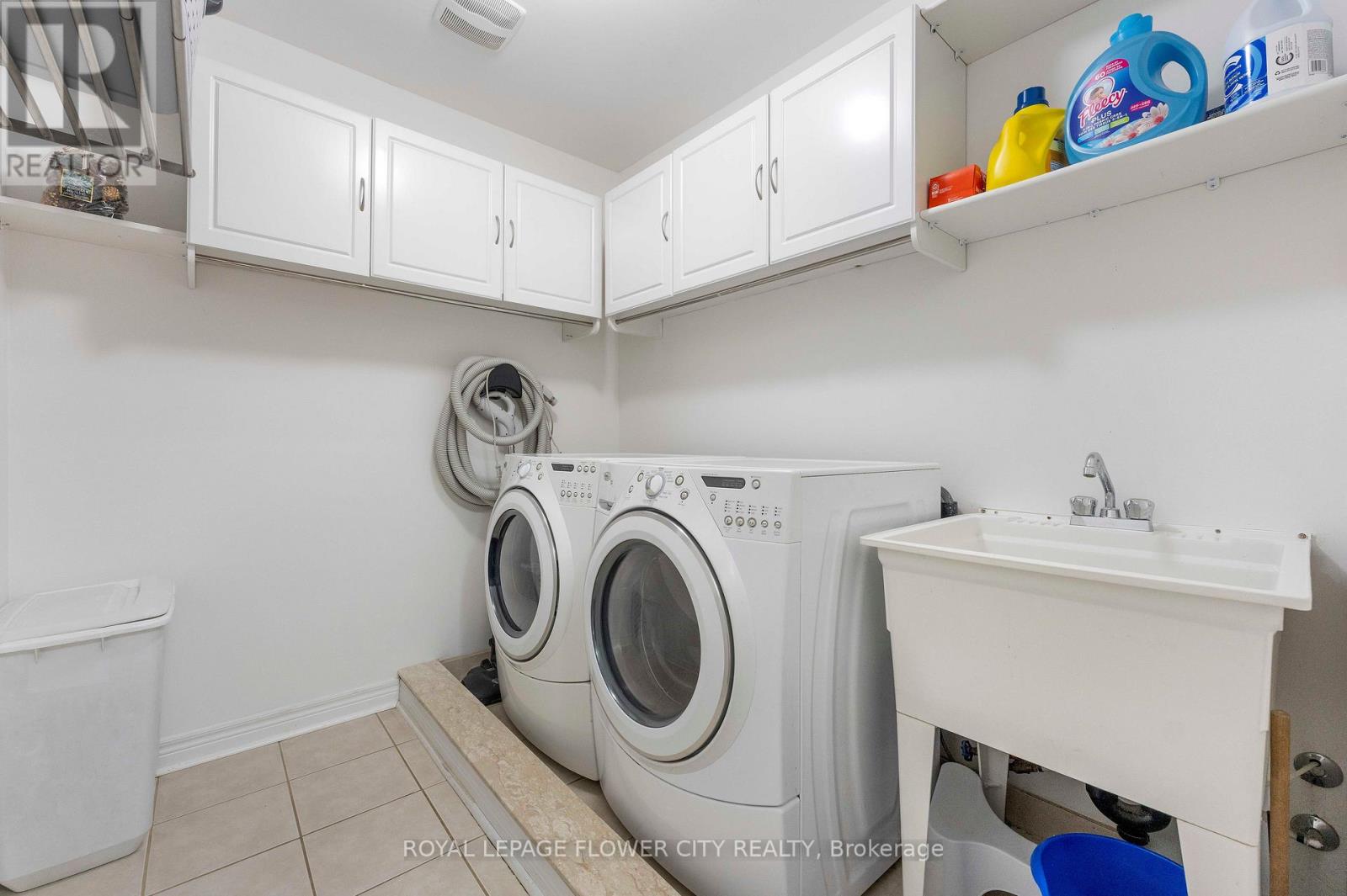 91 Abitibi Lake Drive, Brampton, Ontario  L6R 0V7 - Photo 20 - W12828632