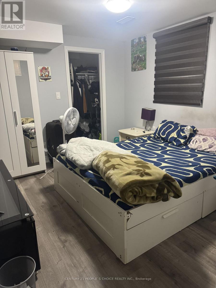 Bsmt - 9 Facet Street, Brampton (Northwest Brampton), Ontario  L7A 4K7 - Photo 8 - W12828642