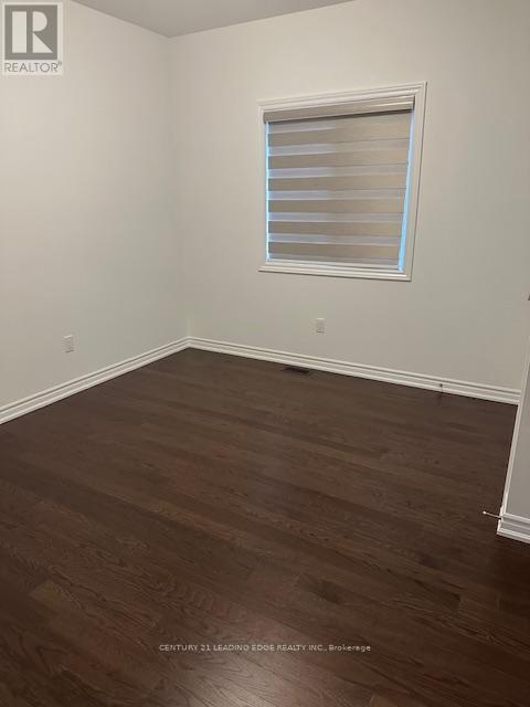 311 Burdock Court, Milton, Ontario  L9T 2X5 - Photo 5 - W12828652