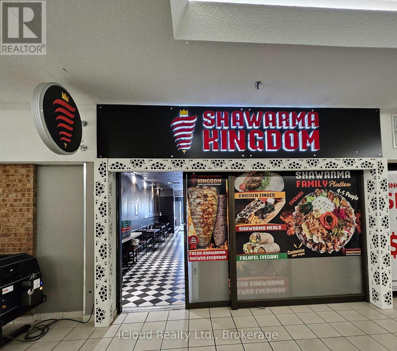 4 - 377 Burnhamthorpe Road E, Mississauga, Ontario  L5A 3Y1 - Photo 6 - W12828668