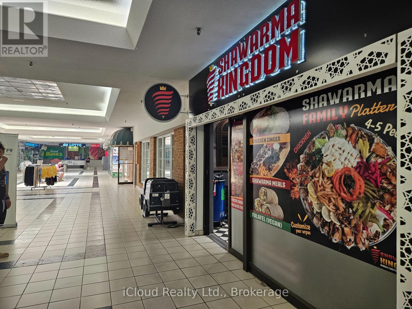 4 - 377 Burnhamthorpe Road E, Mississauga, Ontario  L5A 3Y1 - Photo 9 - W12828668