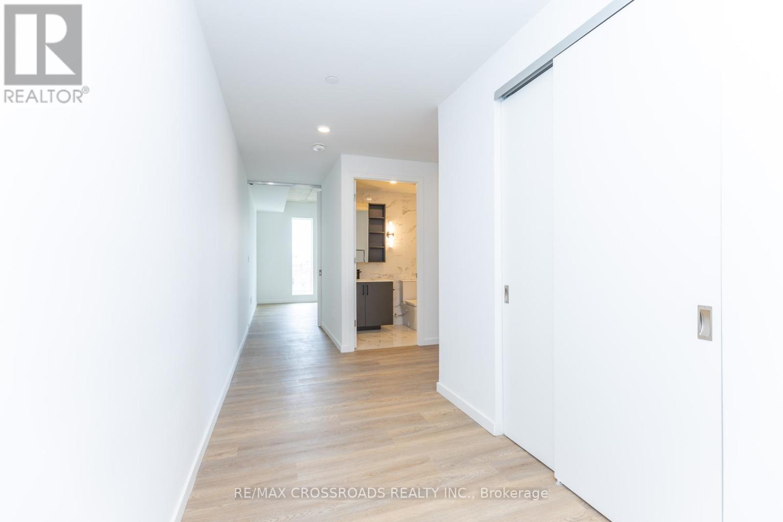 511 - 689 The Queensway Street, Toronto, Ontario  M8Y 0C8 - Photo 11 - W12828676