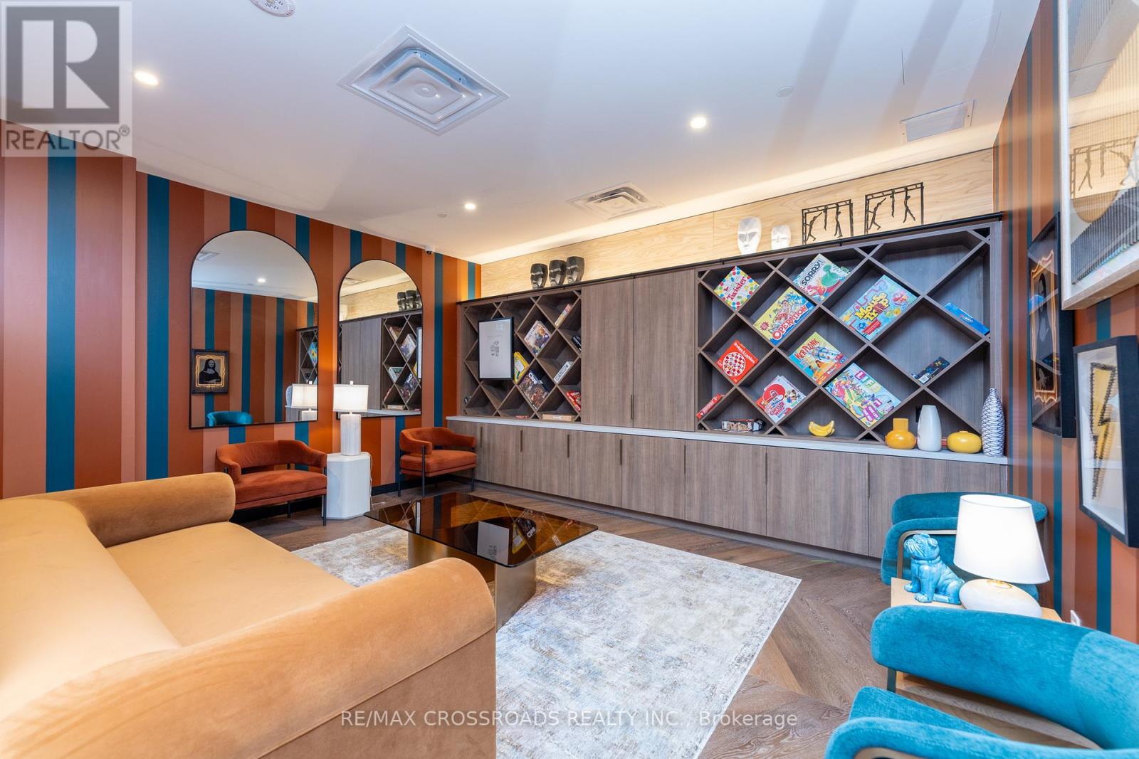 511 - 689 The Queensway Street, Toronto, Ontario  M8Y 0C8 - Photo 38 - W12828676