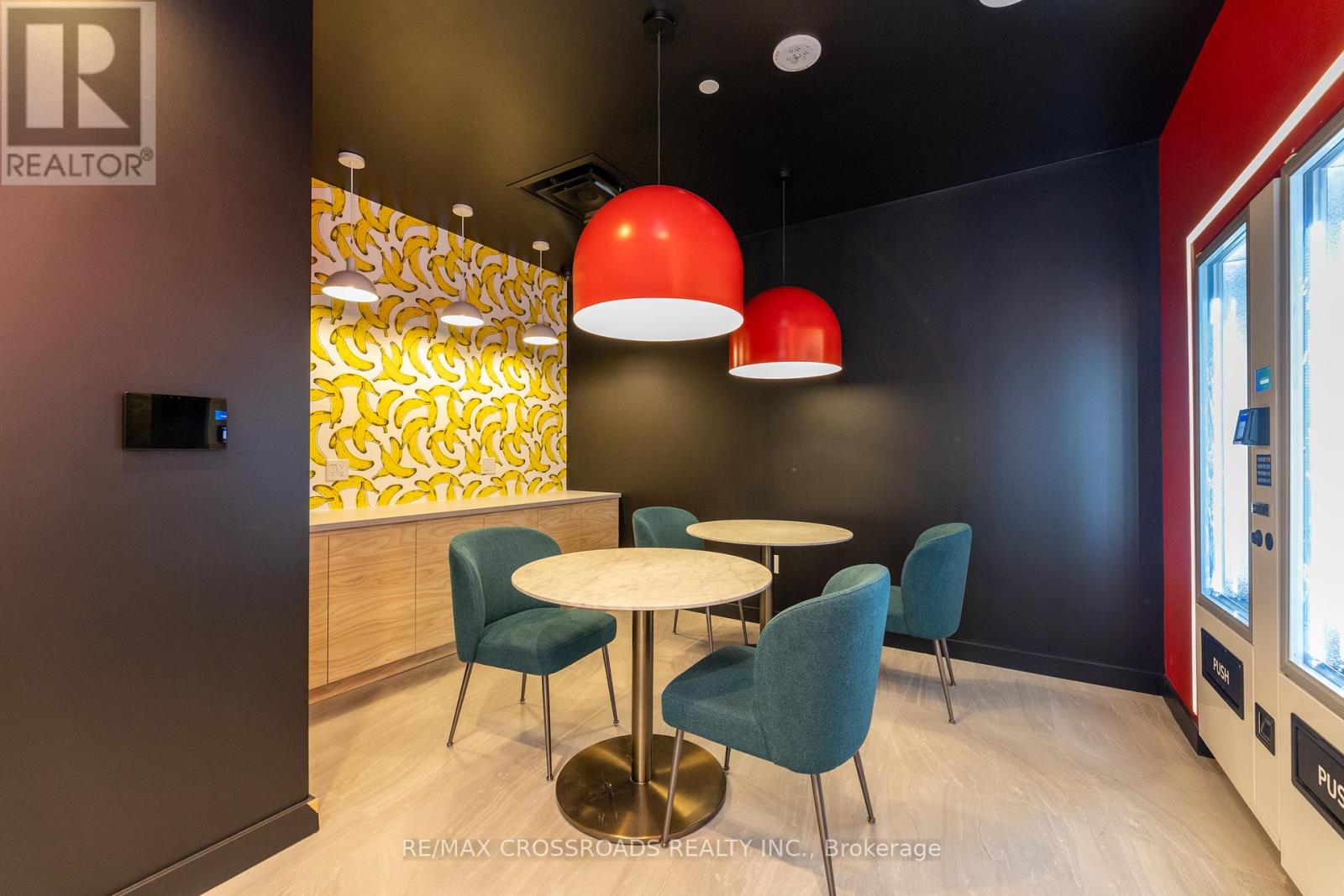 511 - 689 The Queensway Street, Toronto, Ontario  M8Y 0C8 - Photo 43 - W12828676