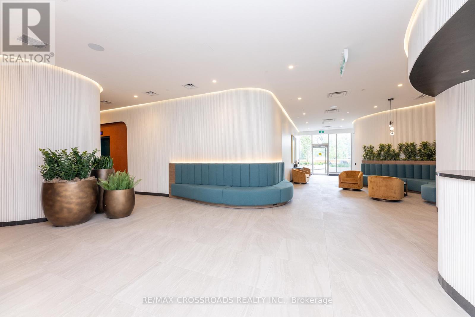 511 - 689 The Queensway Street, Toronto, Ontario  M8Y 0C8 - Photo 5 - W12828676