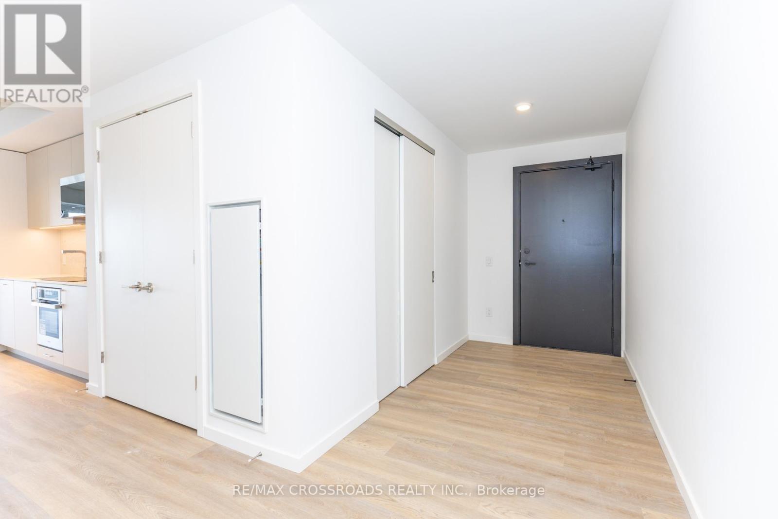 511 - 689 The Queensway Street, Toronto, Ontario  M8Y 0C8 - Photo 9 - W12828676