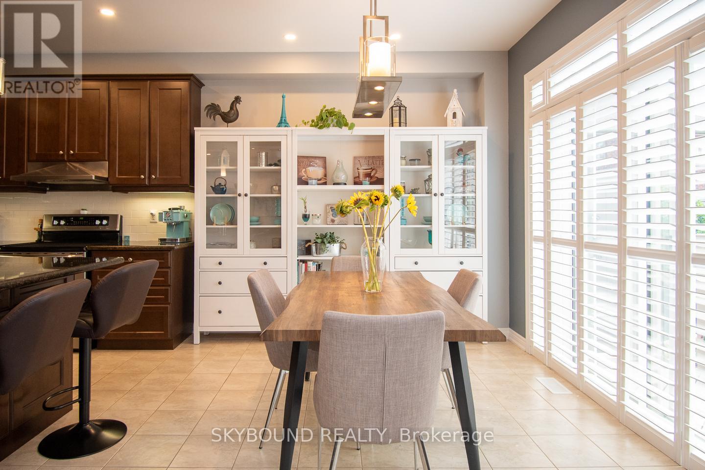 38 Silver Pond Drive, Halton Hills, Ontario  L7G 0G6 - Photo 14 - W12828680