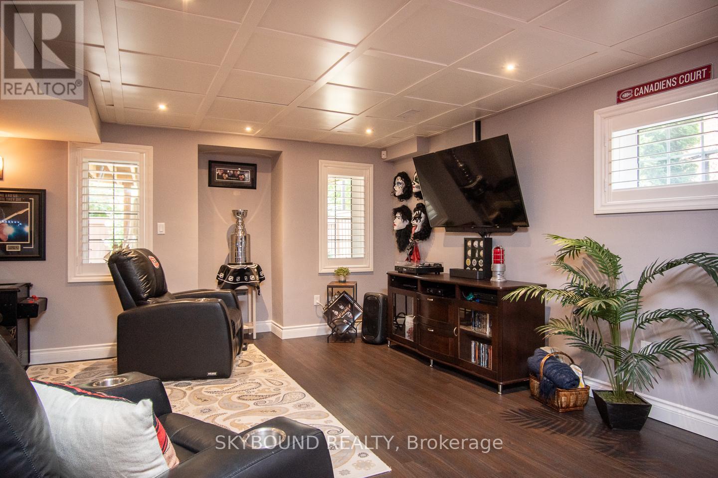 38 Silver Pond Drive, Halton Hills, Ontario  L7G 0G6 - Photo 29 - W12828680