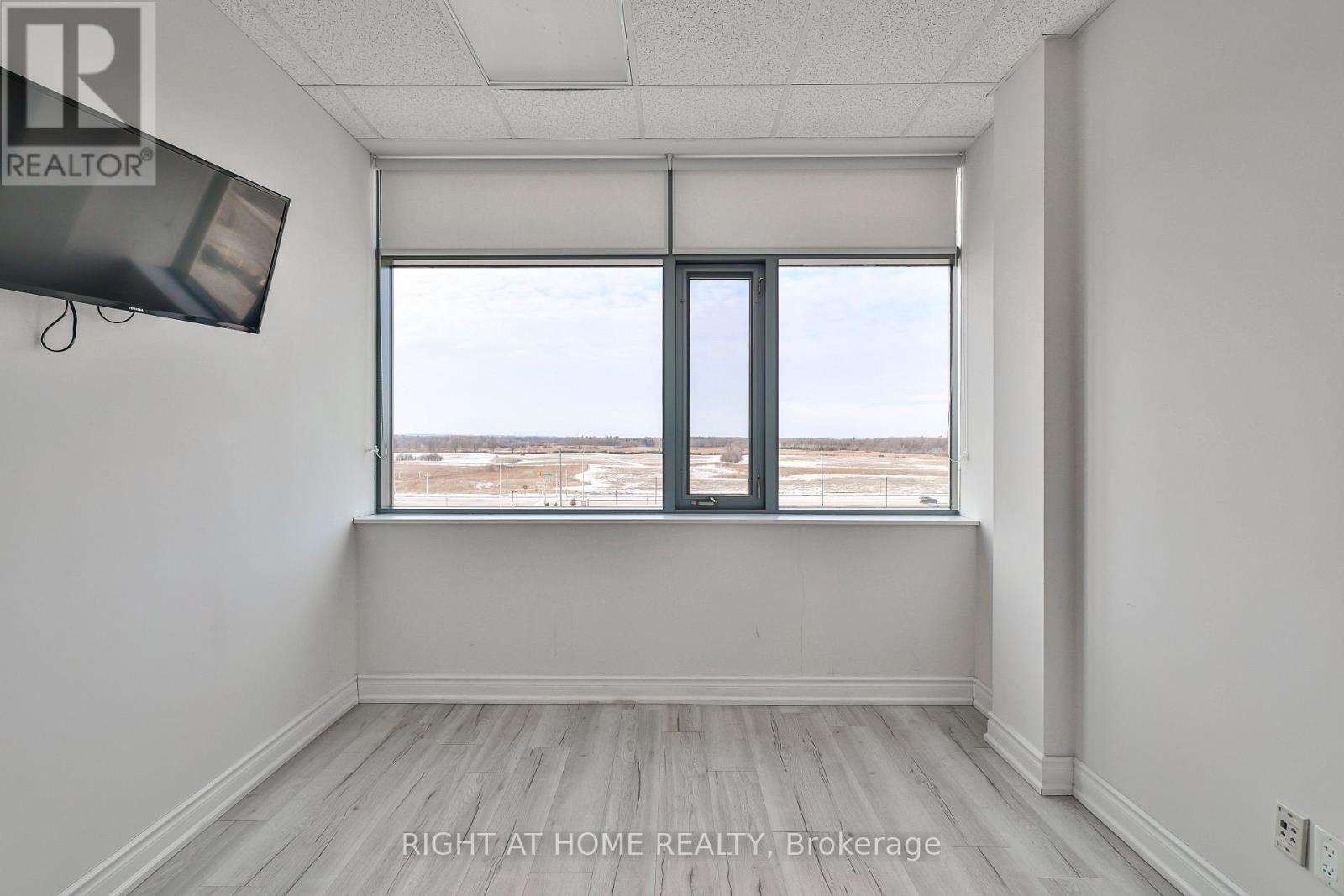 414 - 3075 Hospital Gate, Oakville, Ontario  L6M 1M1 - Photo 14 - W12828706