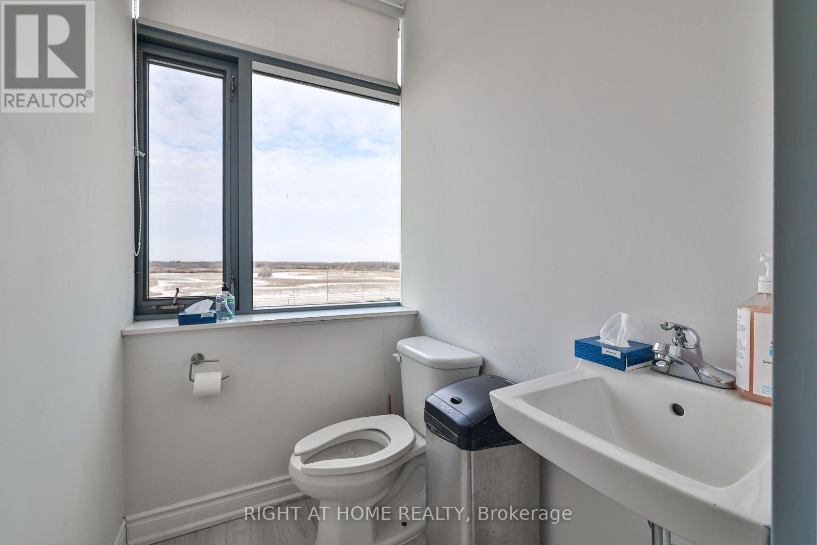 414 - 3075 Hospital Gate, Oakville, Ontario  L6M 1M1 - Photo 21 - W12828706