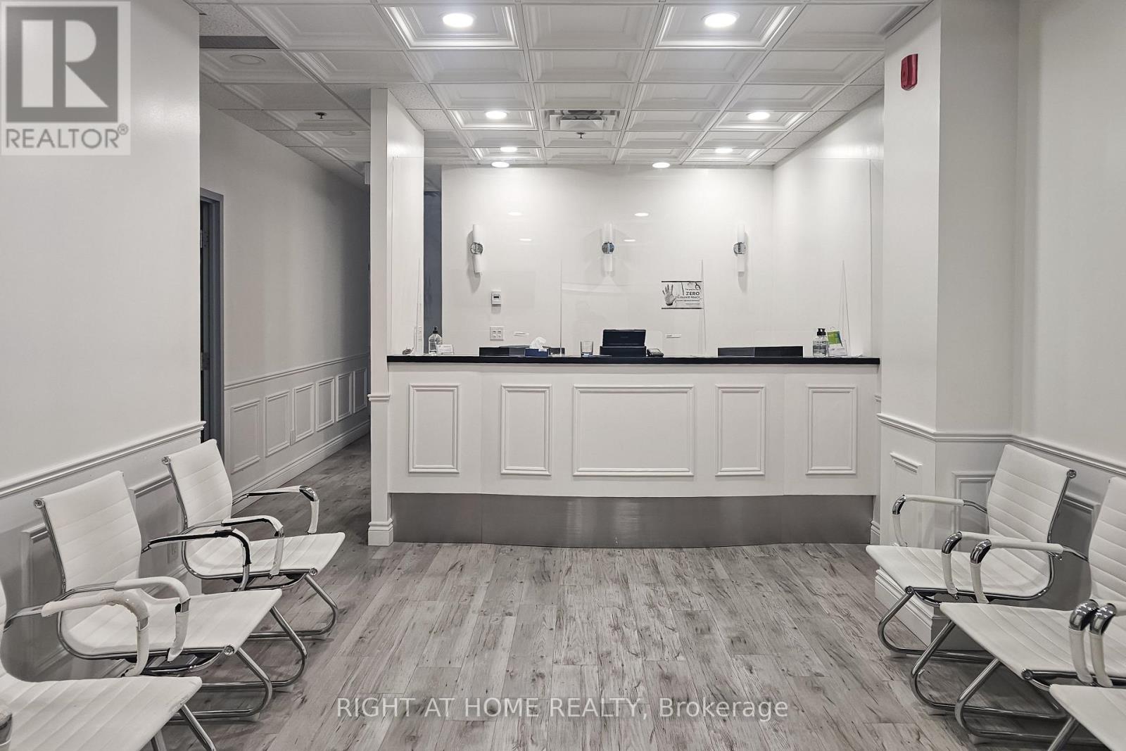 414 - 3075 Hospital Gate, Oakville, Ontario  L6M 1M1 - Photo 26 - W12828706