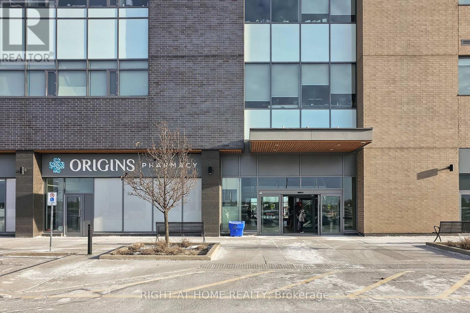 414 - 3075 Hospital Gate, Oakville, Ontario  L6M 1M1 - Photo 3 - W12828706