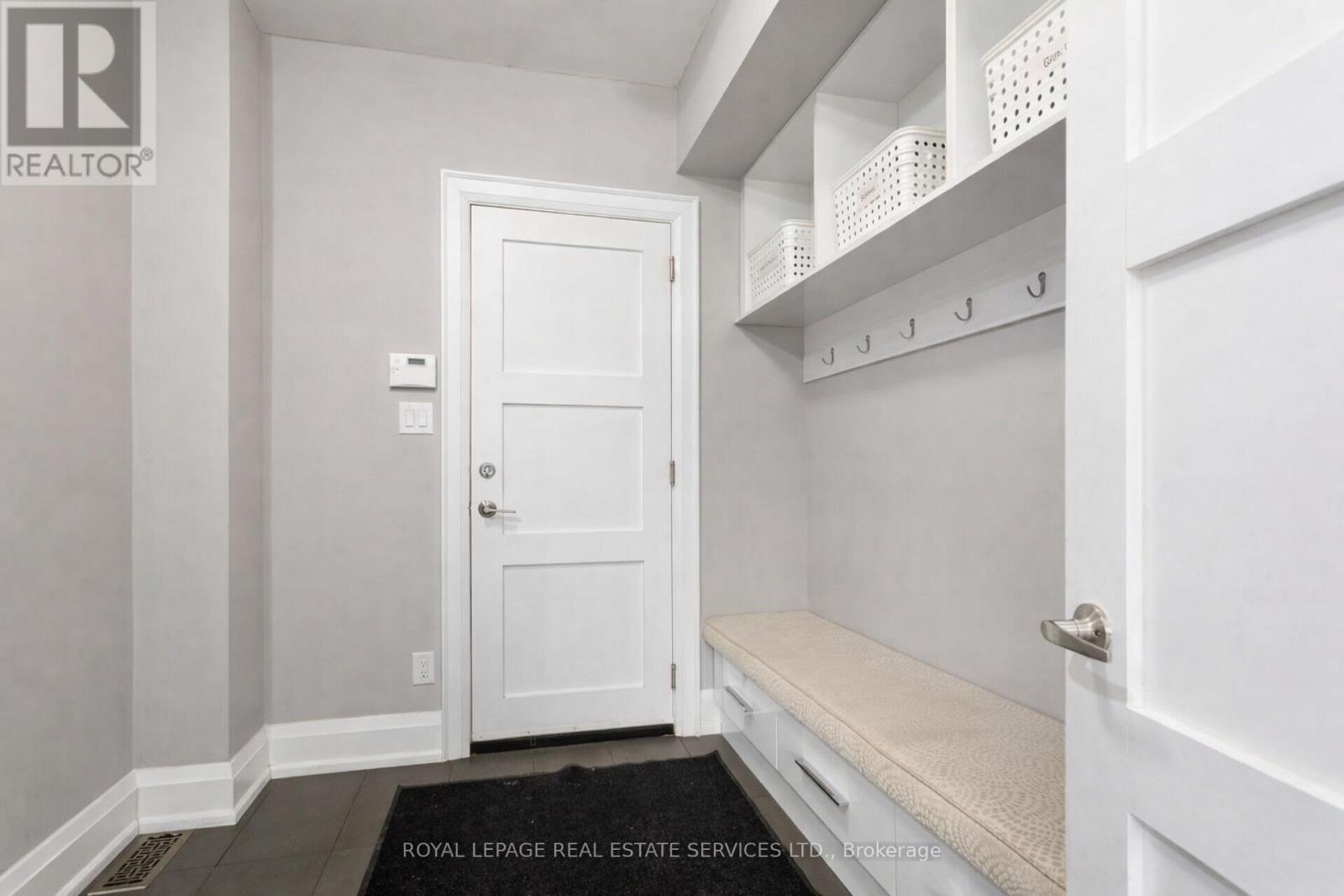 443 Seabourne Drive, Oakville, Ontario  L6L 4E9 - Photo 14 - W12828722