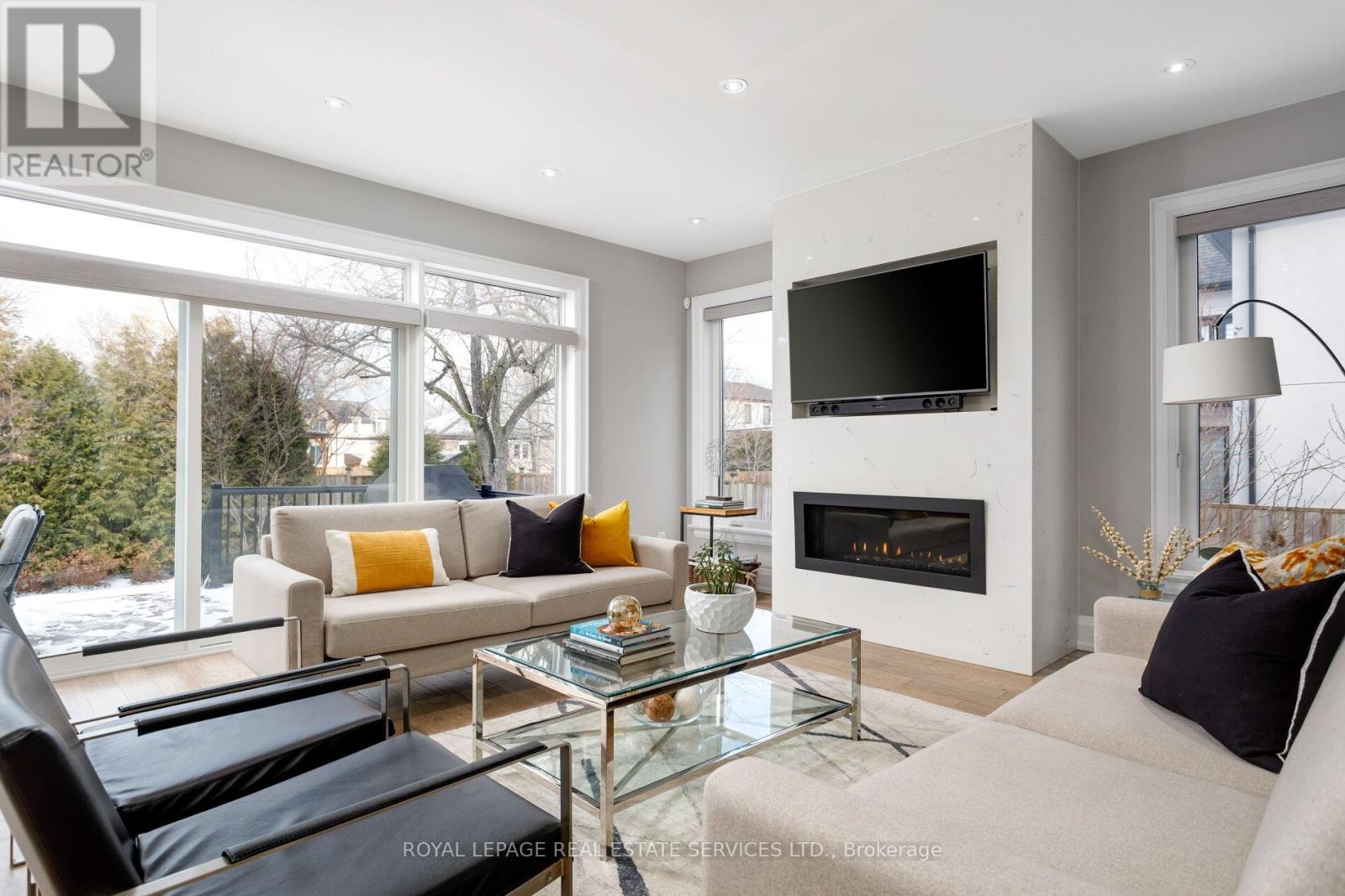 443 Seabourne Drive, Oakville, Ontario  L6L 4E9 - Photo 16 - W12828722