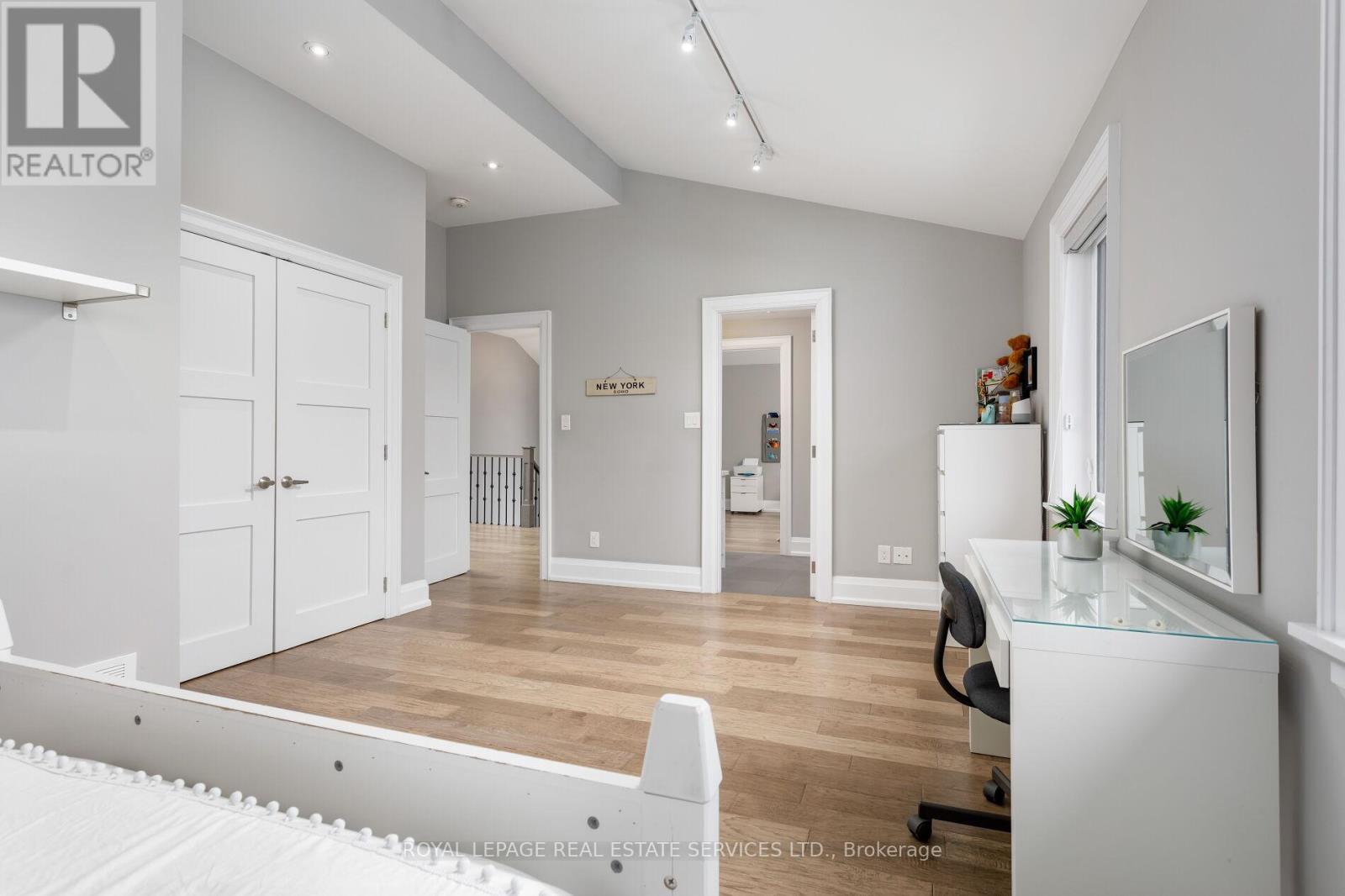 443 Seabourne Drive, Oakville, Ontario  L6L 4E9 - Photo 30 - W12828722