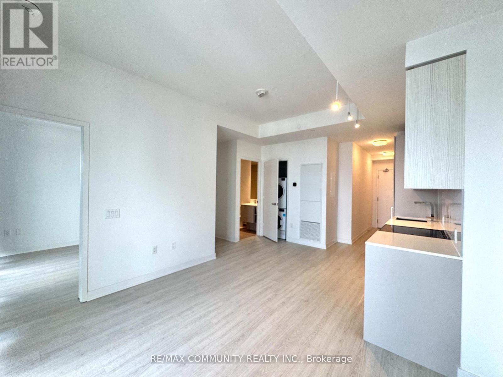 1308 - 3883 Quartz Road, Mississauga, Ontario  L5B 0M4 - Photo 7 - W12828728