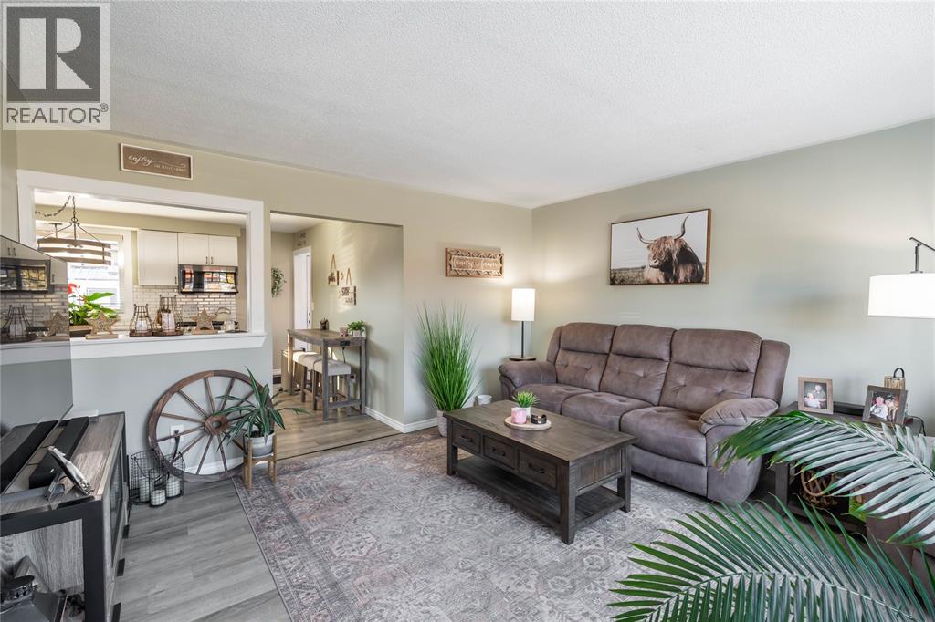 507 John Street, Port Lambton, Ontario  N0P 2B0 - Photo 4 - 26004169