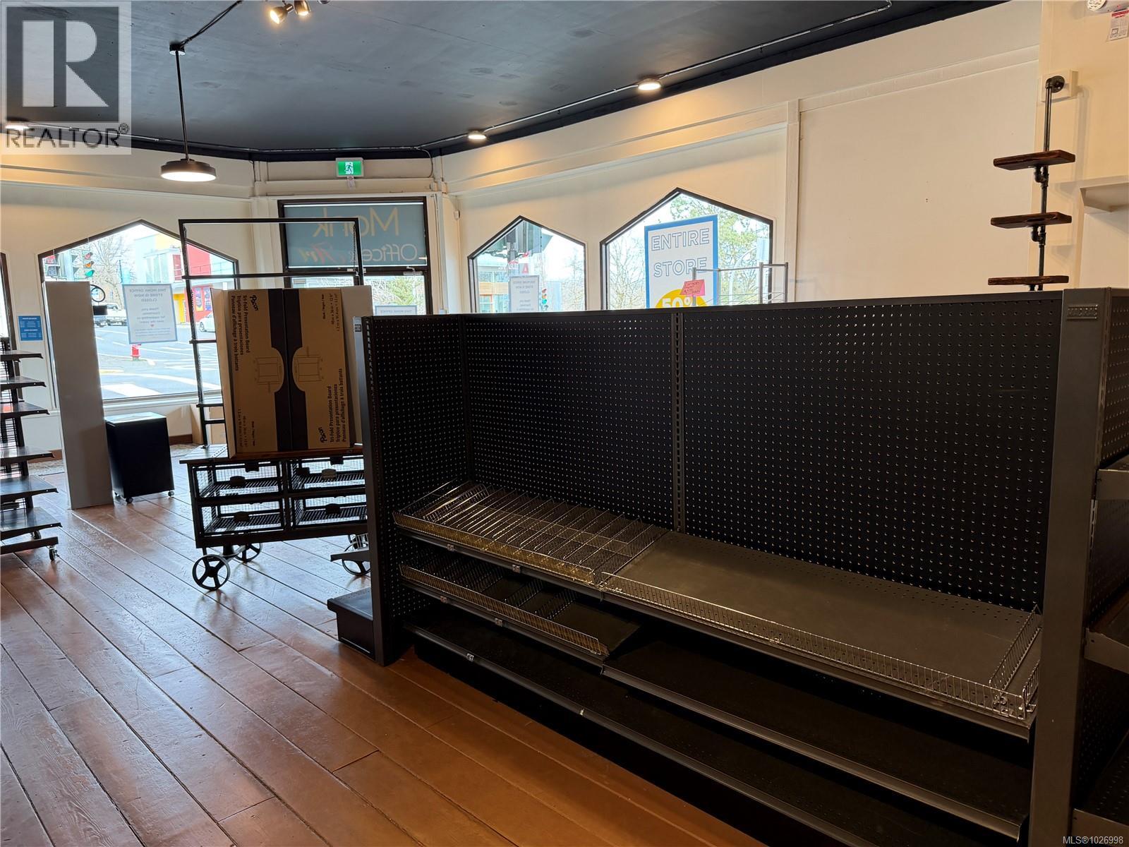 208 5th St, Courtenay, British Columbia  V9N 1J6 - Photo 9 - 1026998