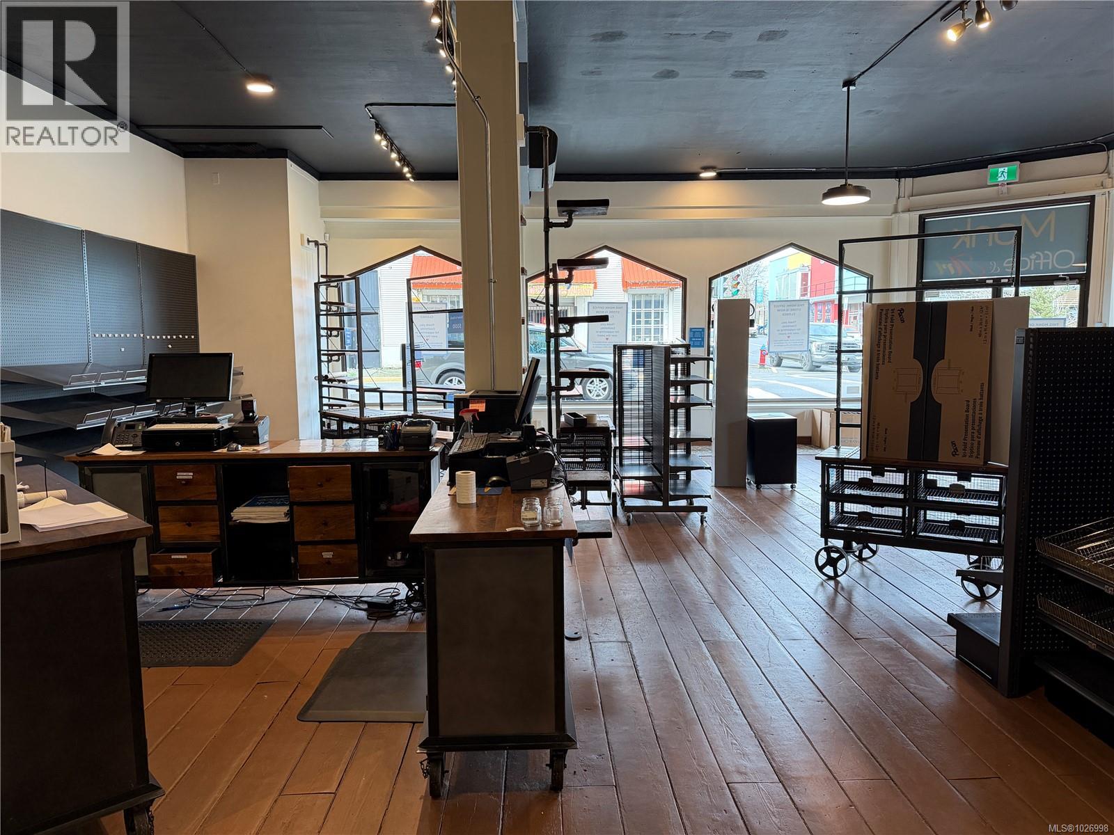 208 5th St, Courtenay, British Columbia  V9N 1J6 - Photo 11 - 1026998