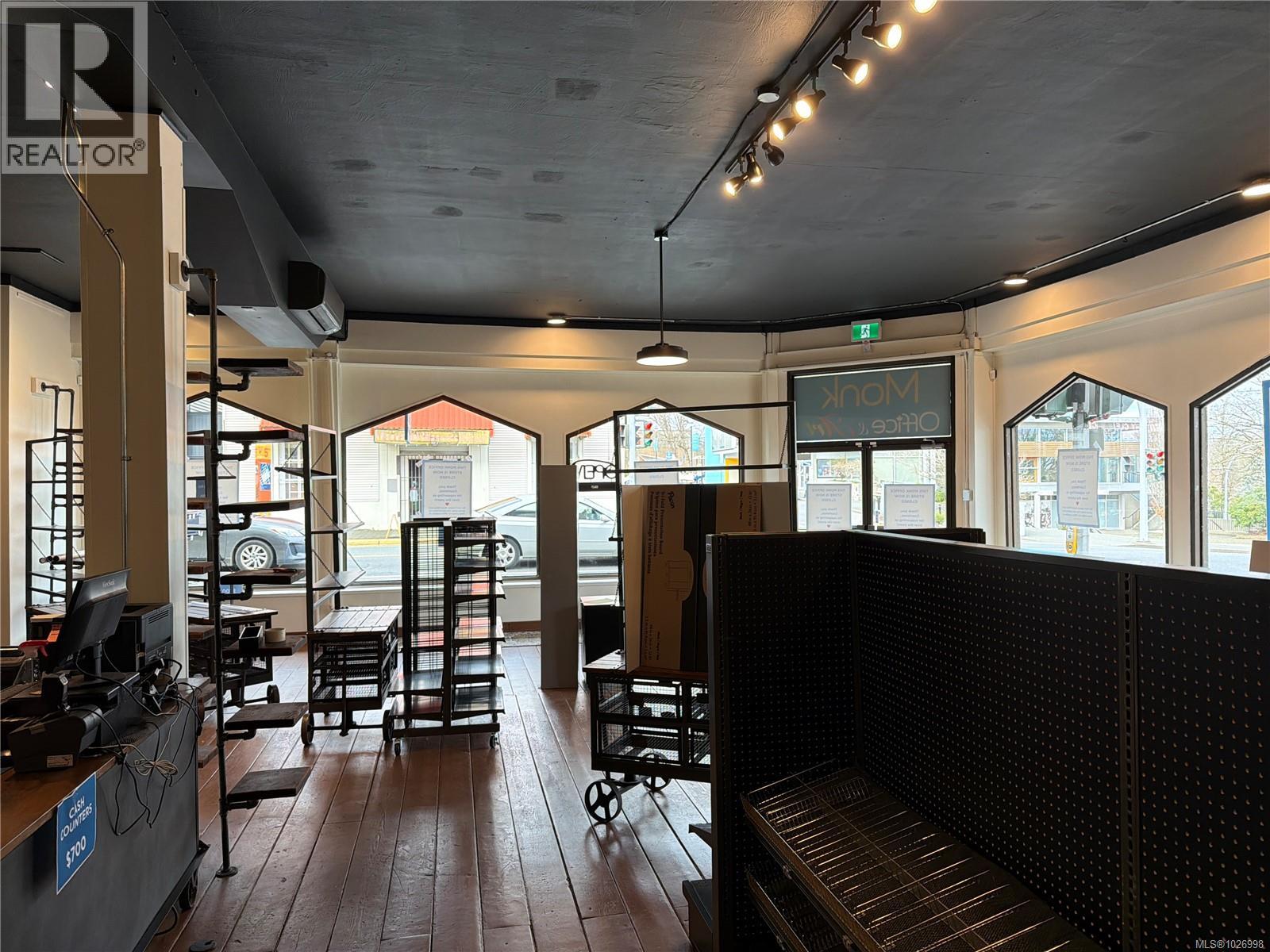 208 5th St, Courtenay, British Columbia  V9N 1J6 - Photo 7 - 1026998