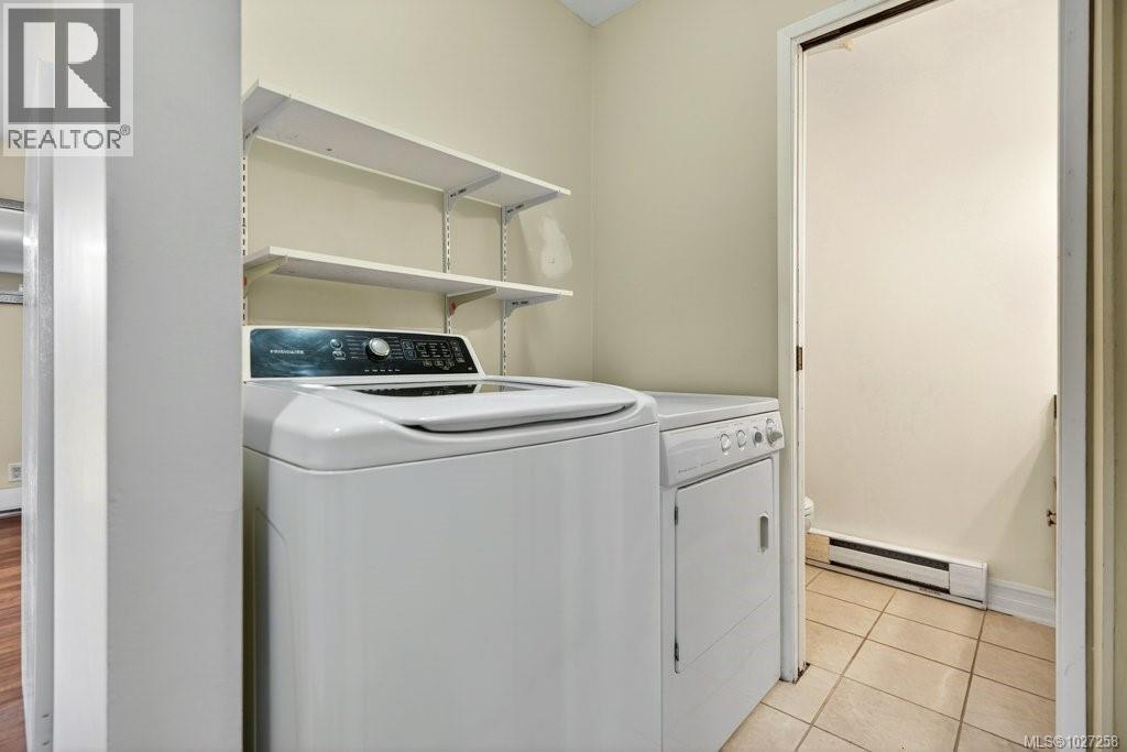 2327 Willemar Ave, Courtenay, British Columbia  V9N 3M7 - Photo 11 - 1027258