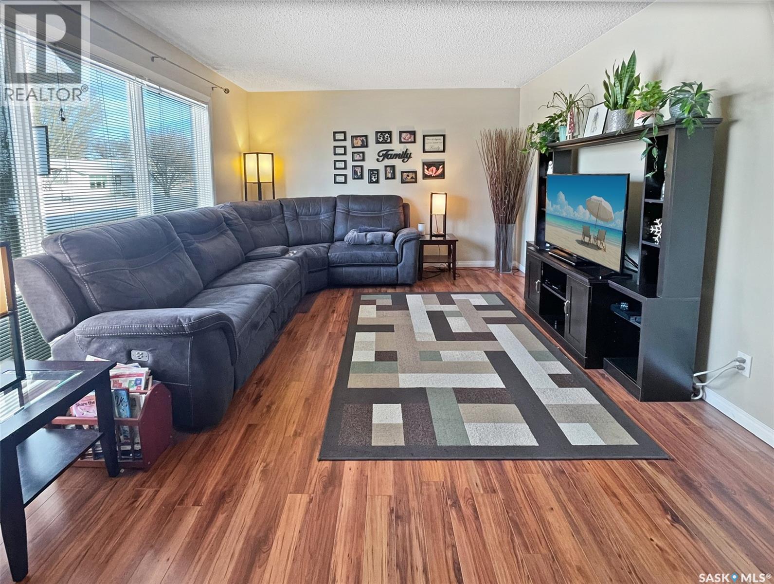 434 Colonel Otter Drive, Swift Current, Saskatchewan  S9H 4P6 - Photo 2 - SK029342