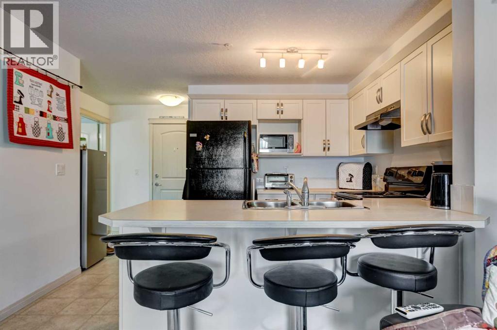 104, 304 Cranberry Park Se, Calgary, Alberta  T3M 1W2 - Photo 9 - A2282231
