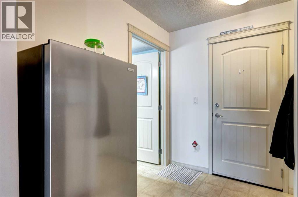 104, 304 Cranberry Park Se, Calgary, Alberta  T3M 1W2 - Photo 5 - A2282231