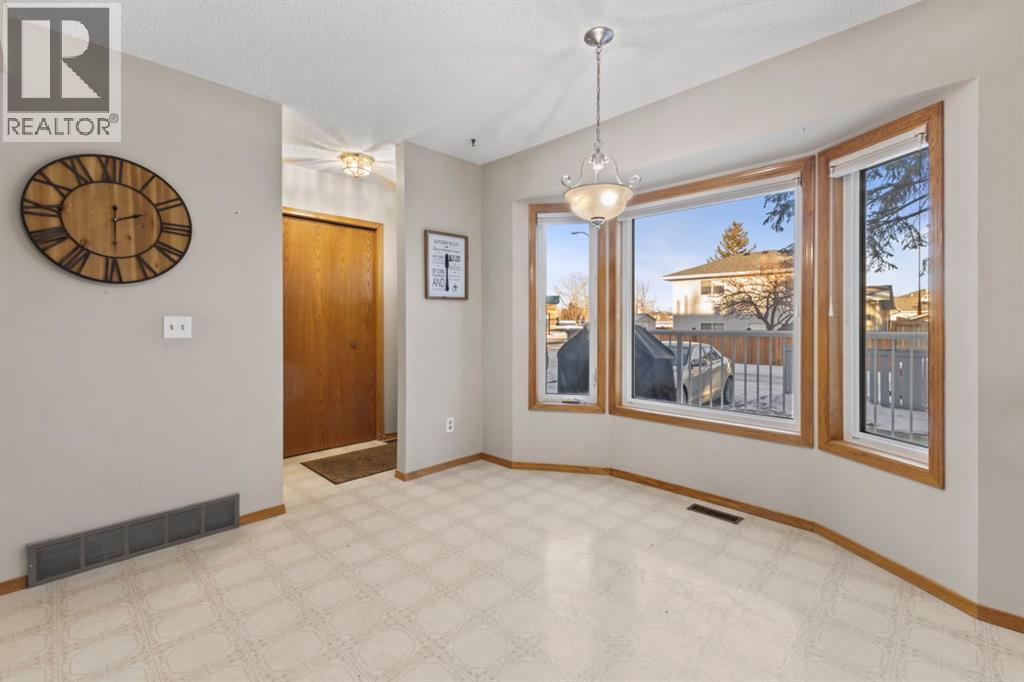 182 Riverglen Park Se, Calgary, Alberta  T2C 3Z1 - Photo 14 - A2288294