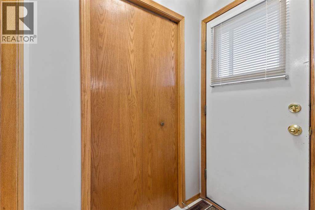 182 Riverglen Park Se, Calgary, Alberta  T2C 3Z1 - Photo 15 - A2288294