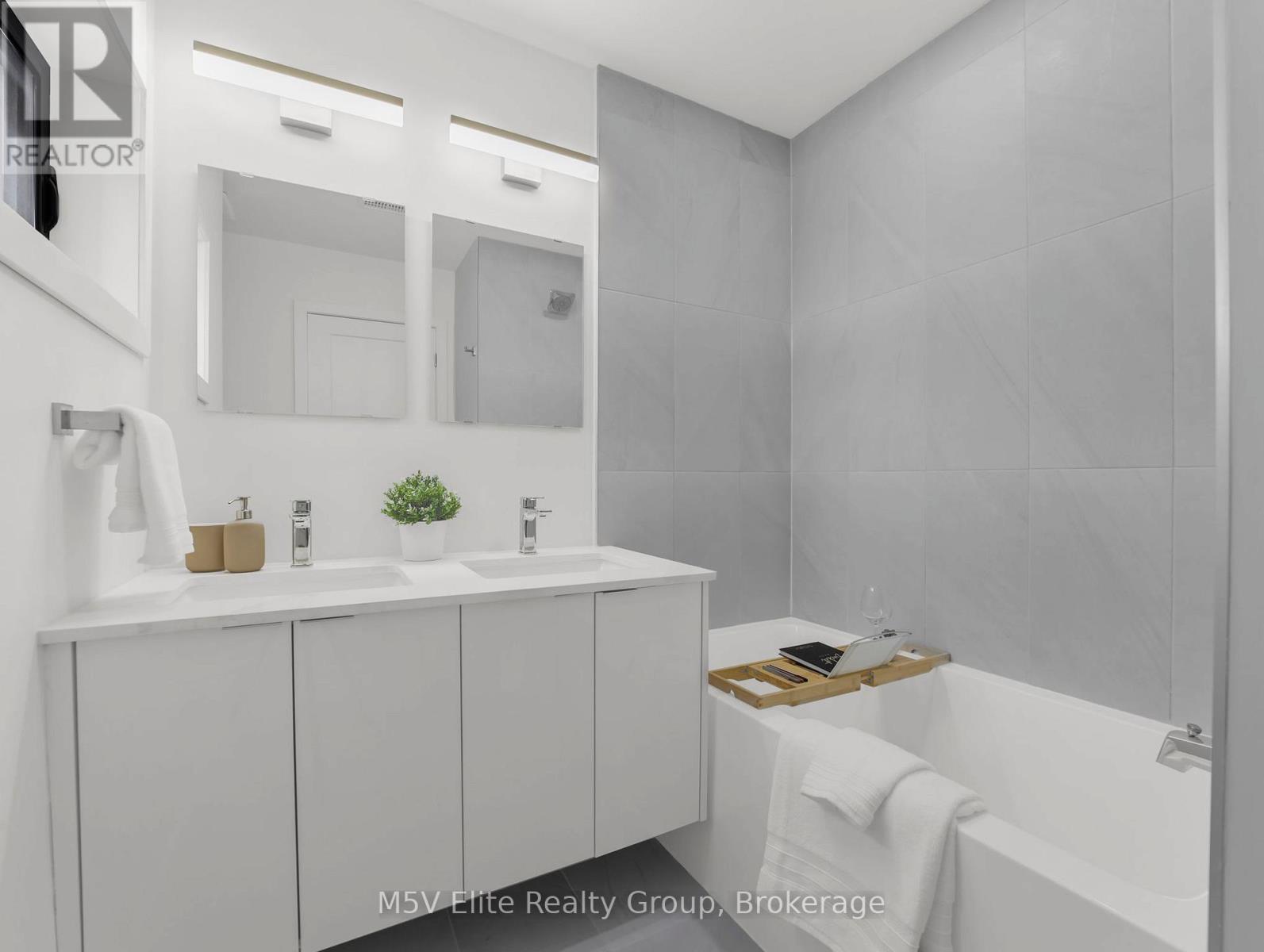 303 - 7277 Wilson Crescent, Niagara Falls, Ontario  L2G 4R8 - Photo 14 - X12828604