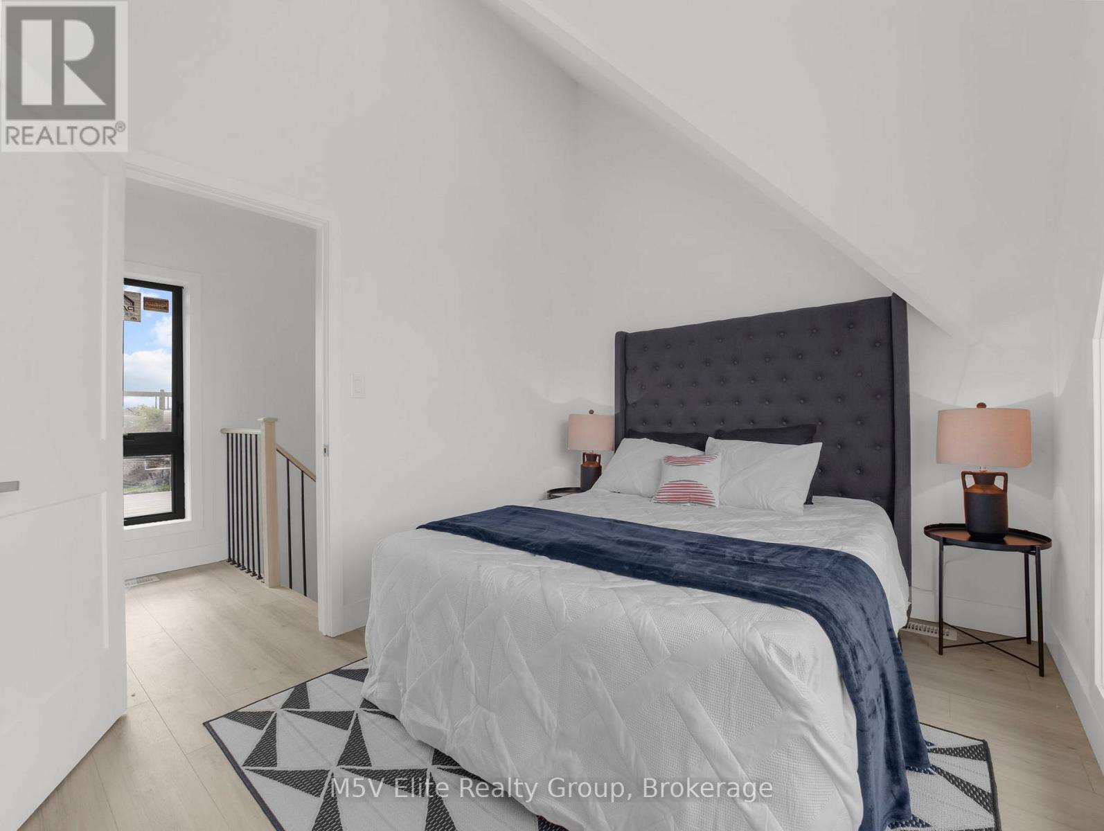 303 - 7277 Wilson Crescent, Niagara Falls, Ontario  L2G 4R8 - Photo 21 - X12828604