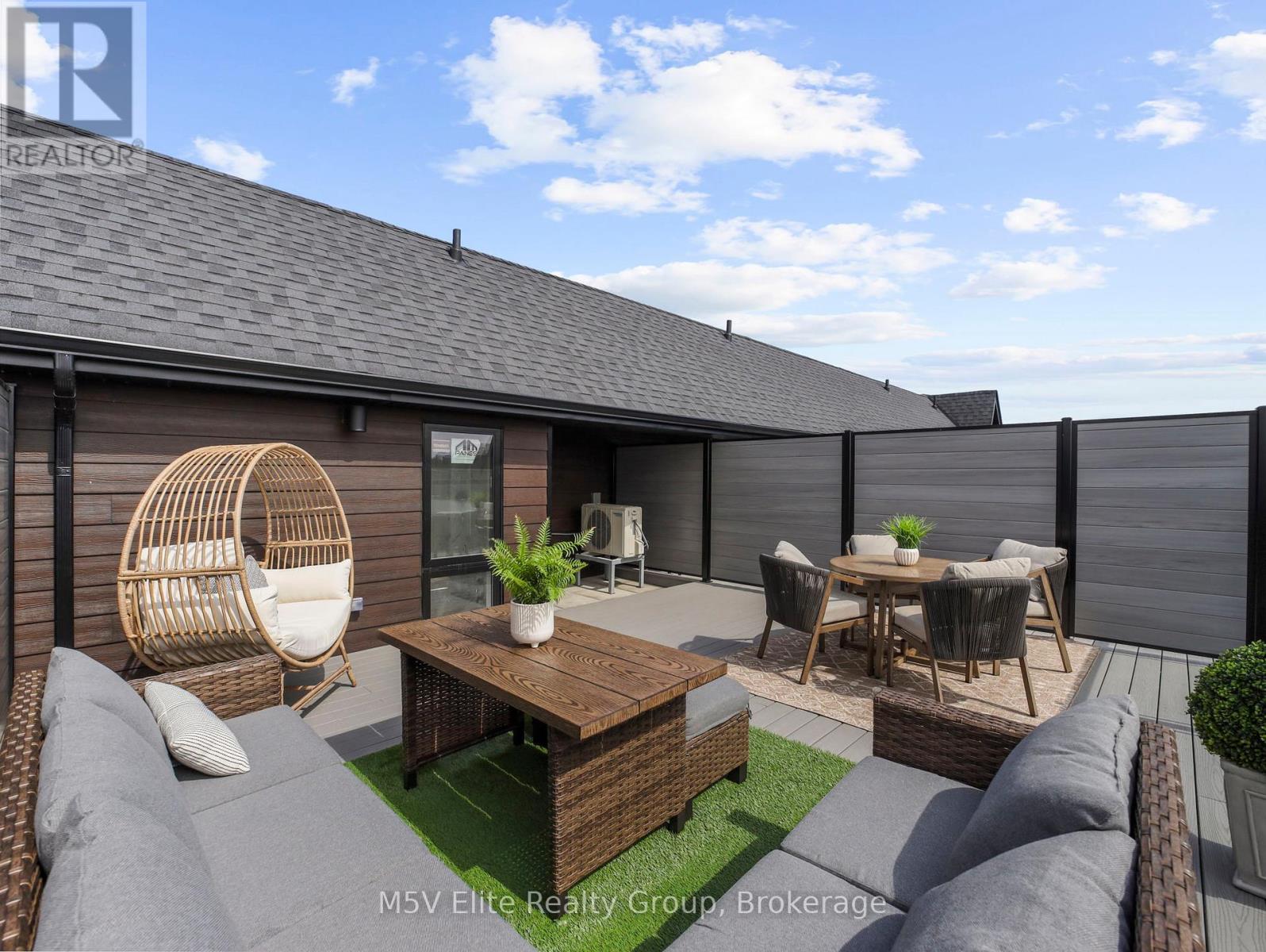 303 - 7277 Wilson Crescent, Niagara Falls, Ontario  L2G 4R8 - Photo 34 - X12828604