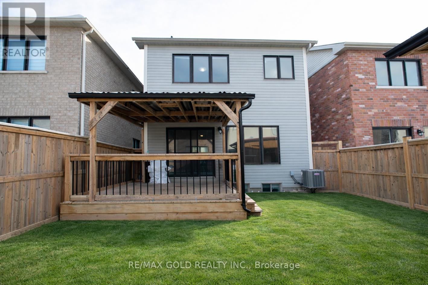 7702 Buckeye Crescent, Niagara Falls, Ontario  L2H 0P2 - Photo 28 - X12828614