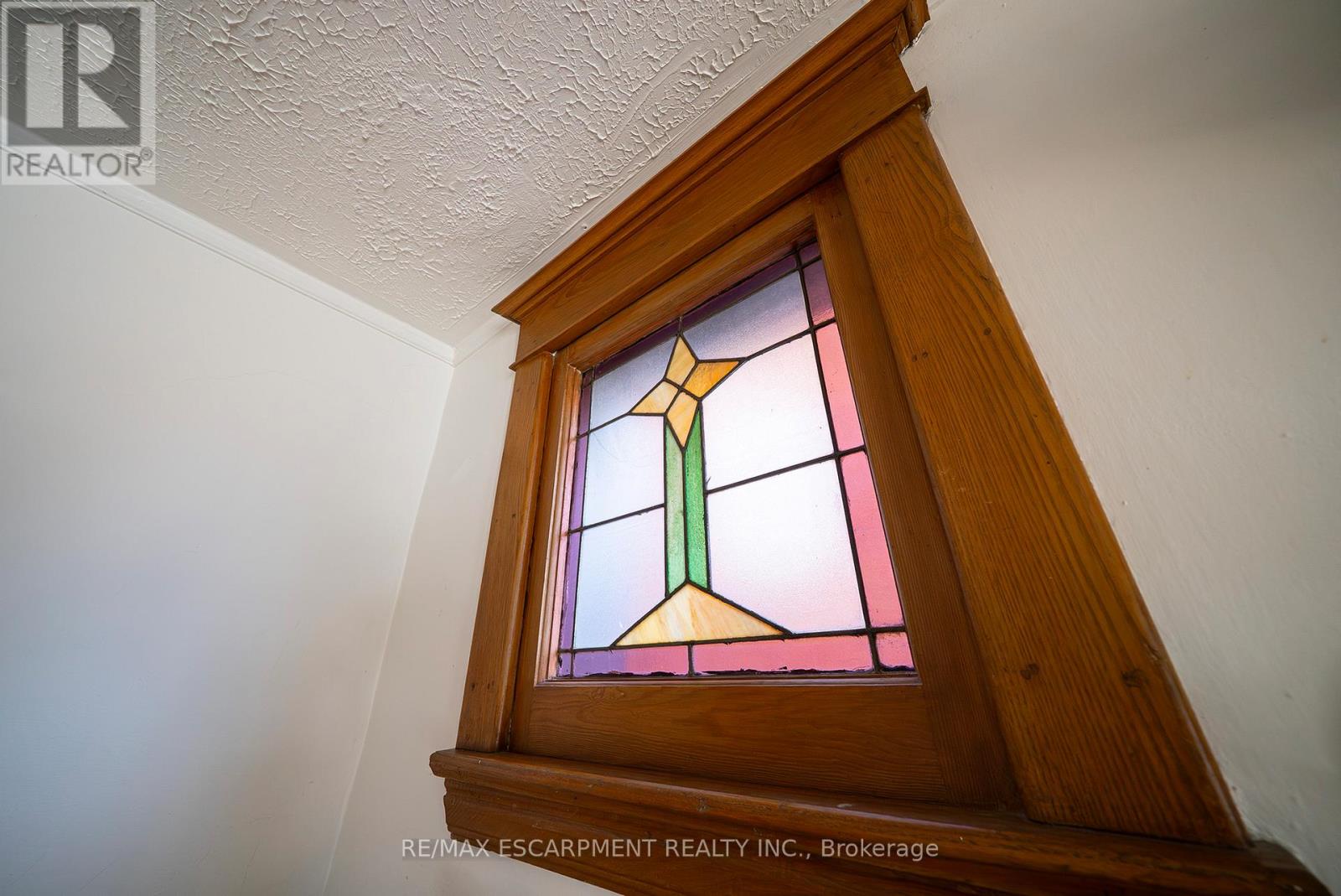 35 Rutherford Avenue, Hamilton, Ontario  L8M 1Y5 - Photo 6 - X12828684