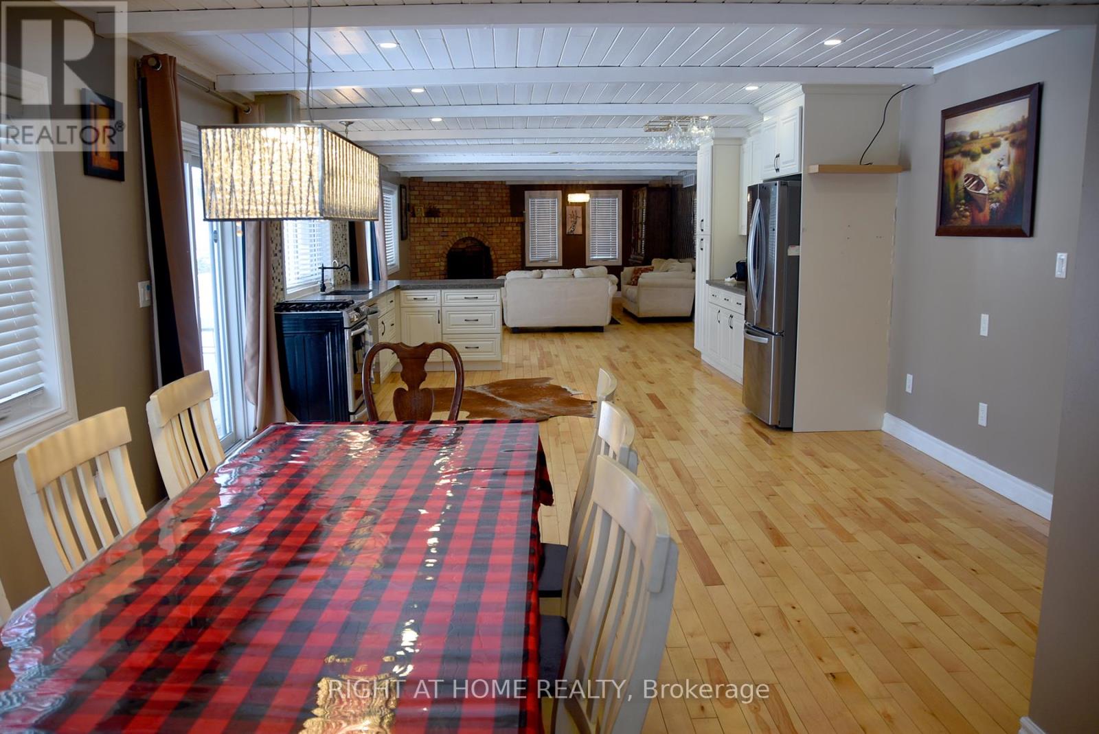 994 Haist Street, Pelham, Ontario  L0S 1E4 - Photo 14 - X12828732